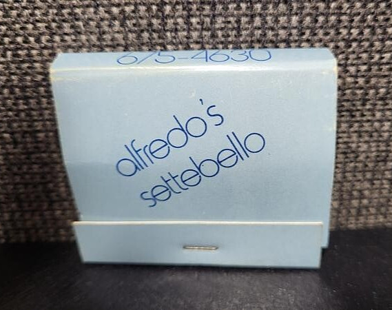 RARE Vintage Alfredo's Settebello's Restaurant, NYC, MATCHBOOOK Full Unstruck