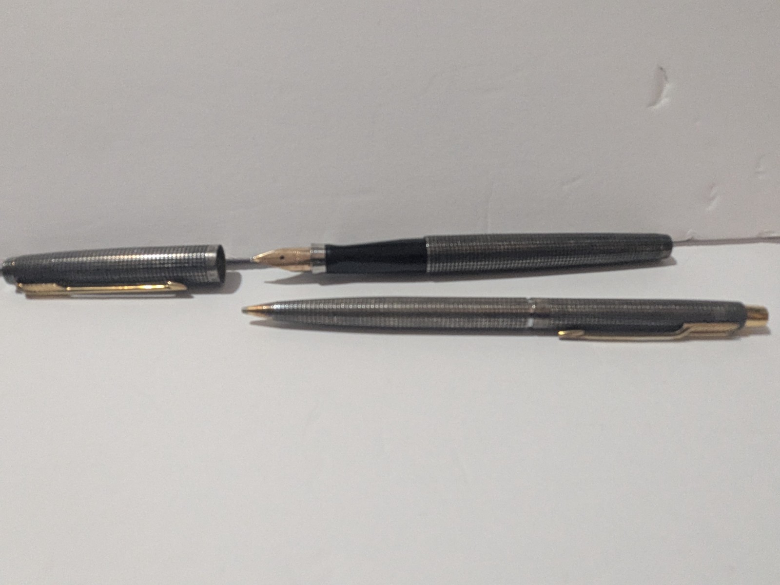 Vtg Parker 75 Fountain Pen w/ 14K Gold Nib & Cisele Sterling Silver Pencil Set Vtg Parker 75 Fountain Pen w/ 14K Gold Nib & Cisele Sterling Silver Pencil Set