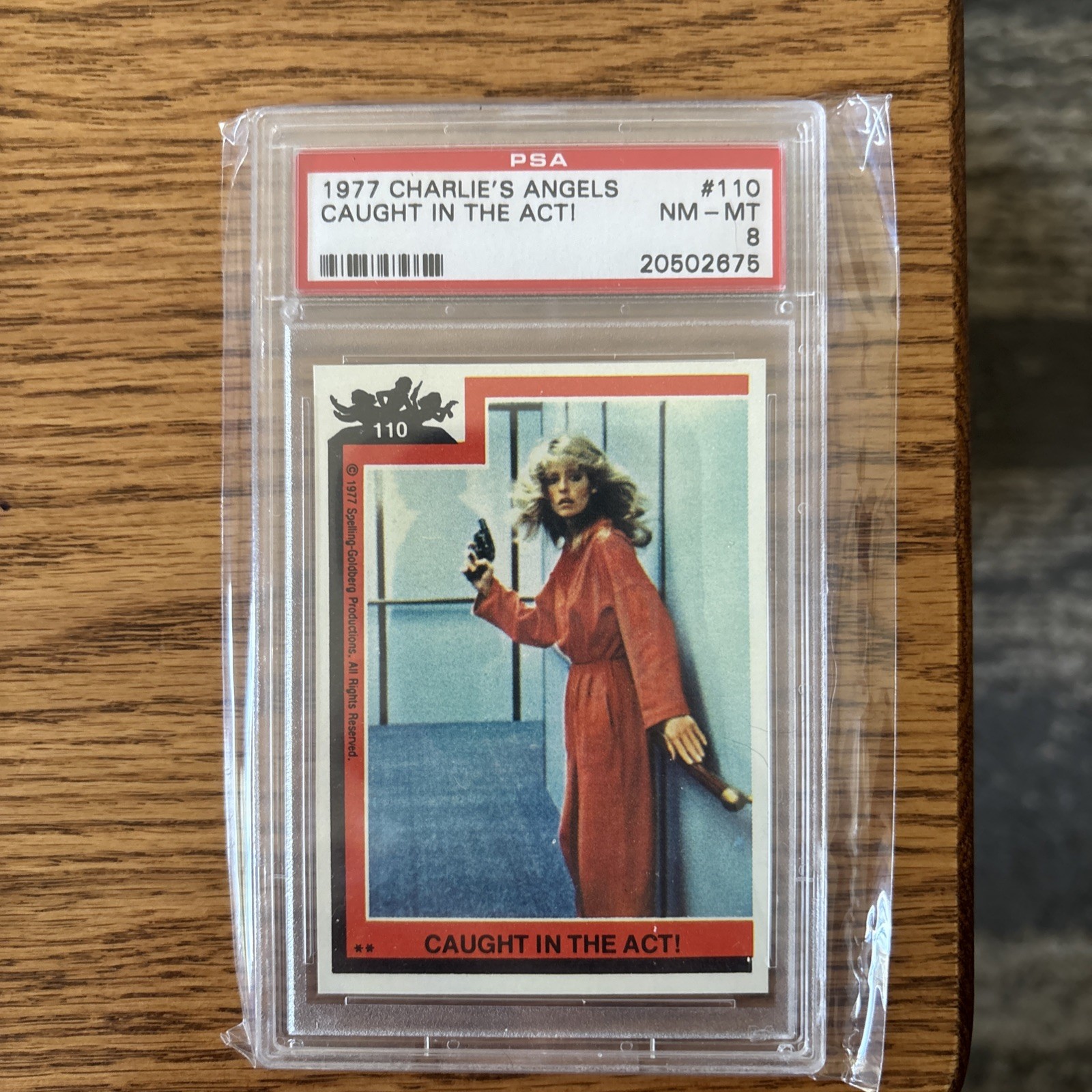 1977 CHARLIE\'S ANGELS FARRAH FAWCETT #110 CAUGHT IN THE ACT JILL VINTAGE PSA 8