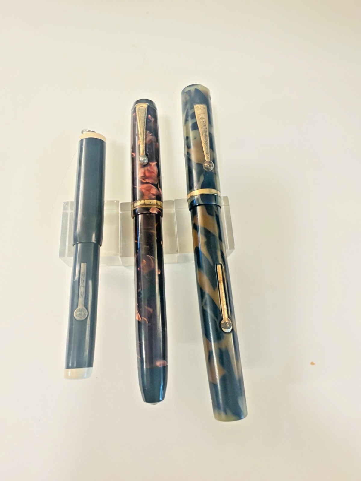 3 Vintage 1940s  Fountain Pens Lot for parts/repair. Parker, Salz, Diamond PT