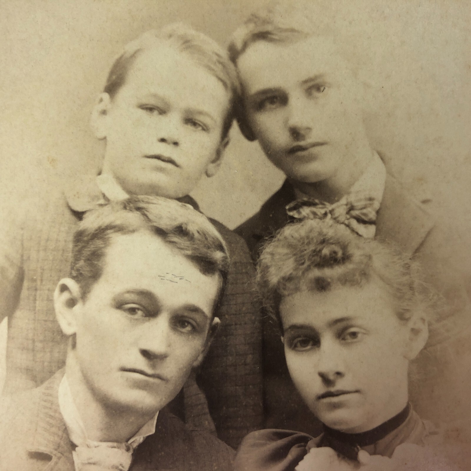 Chicago,IL Cabinet Card Antique Photo Beautiful Family Unusual Cluster Kersting Chicago,IL Cabinet Card Antique Photo Beautiful Family Unusual Cluster Kersting