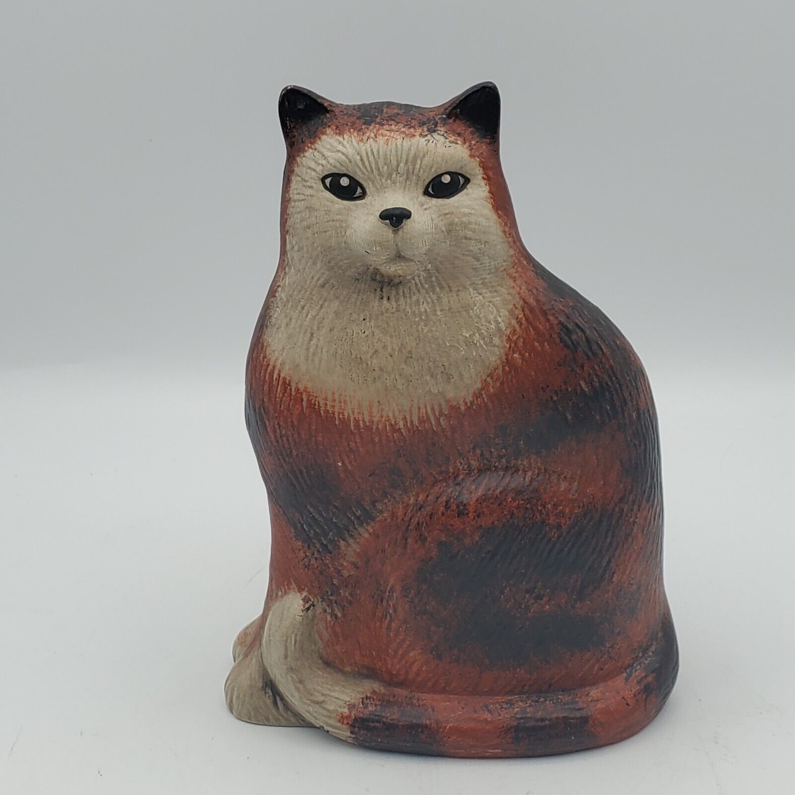 Katy's Country Charm Ceramic Cat By Karen Made in USA Signed