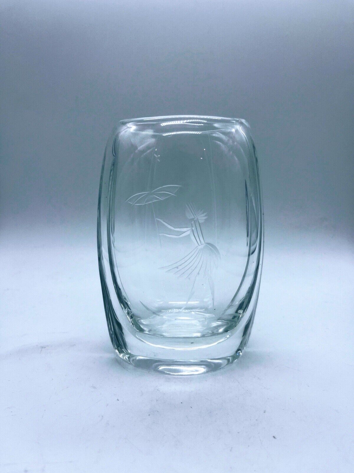 Clear Glass Etched Girl With Umbrella Crystal Vase