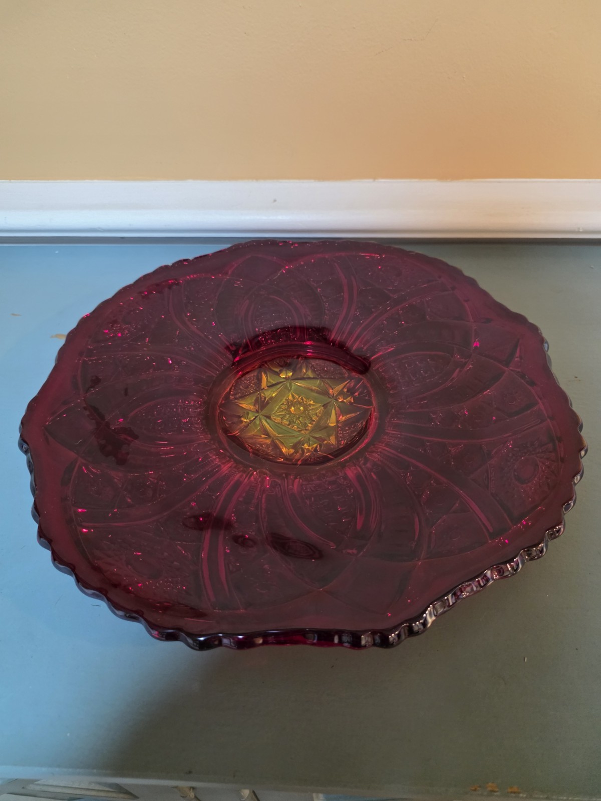 VINTAGE Red Round Serving or Cake Platter 13” Indiana Carnival Glass