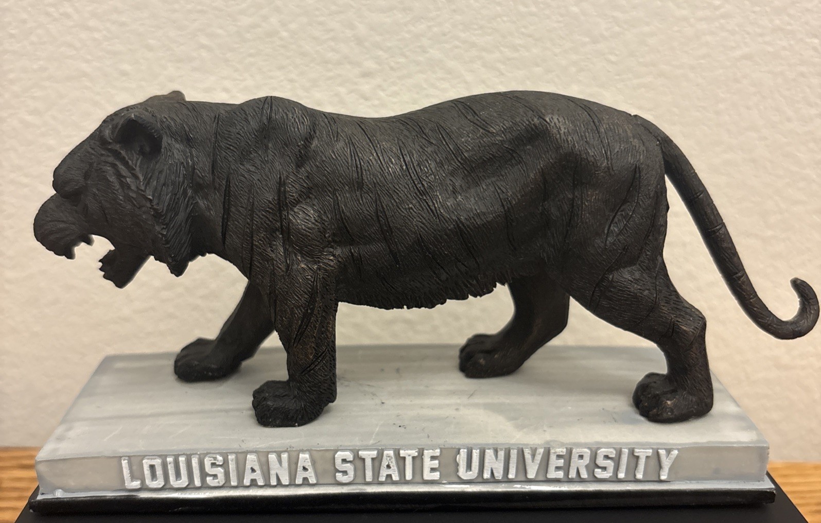 LSU Tigers Mike The Tiger Desk Statue Figurine Success Promotions Item 21689 