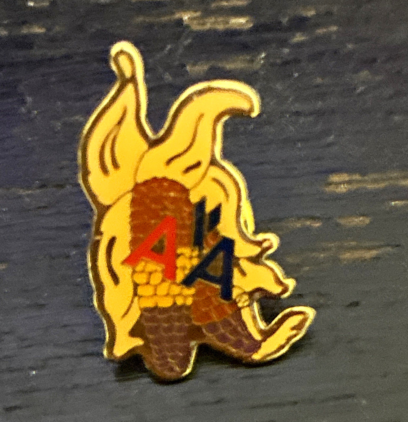 American Airlines Vintage enamel Corn Harvest Thanksgiving lapel pin