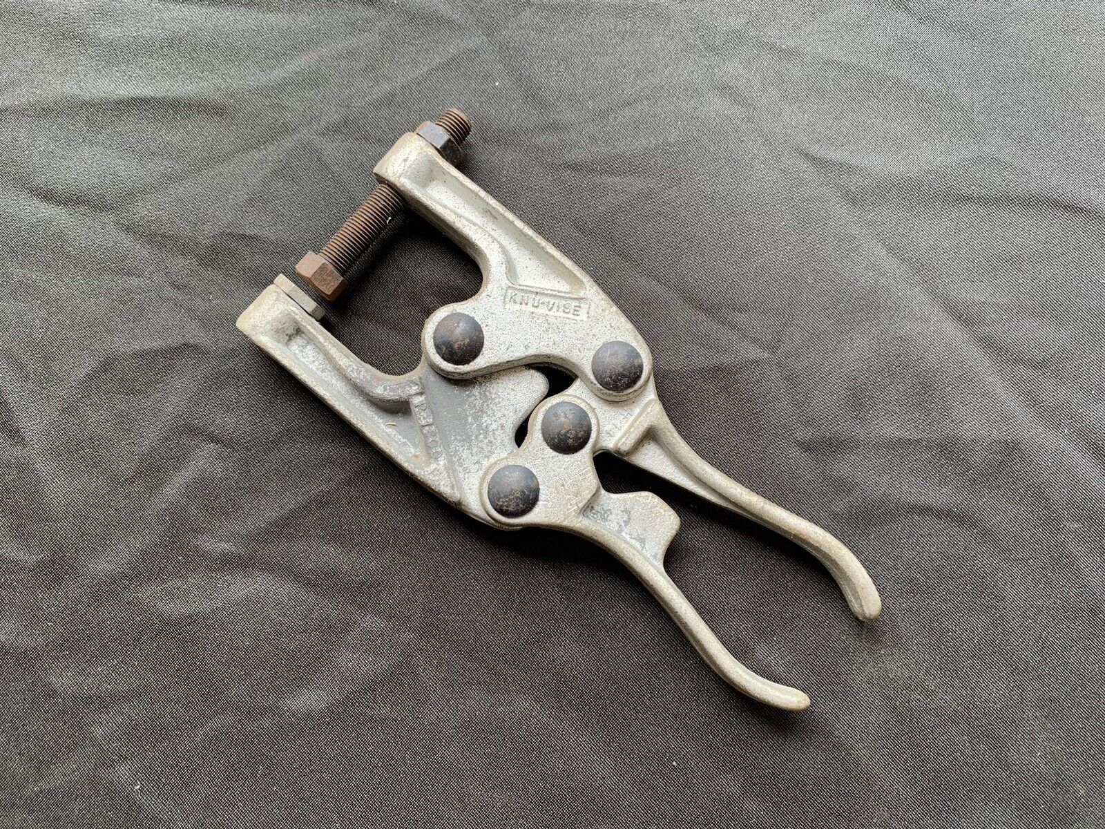 Vintage OEM Knu Vise Made In USA P-1800 Clamp Welding Locking Hand Bolt Pliers