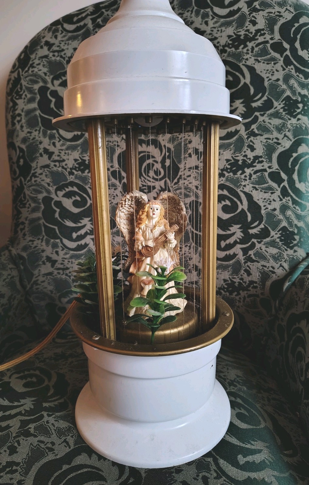 Angel Rain Oil Lamp Vintage Perfect Condition 1970s