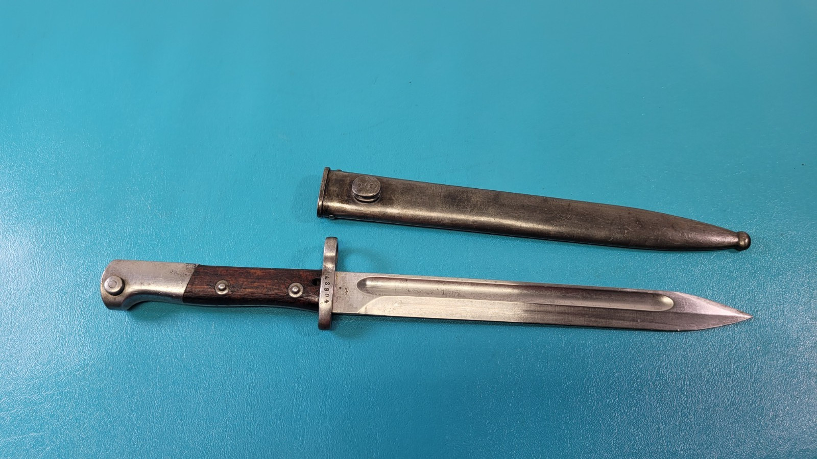 Swiss Chilean Model 1912 Mauser Bayonet Neuhausen + Scabbard Match S/N# TR1694