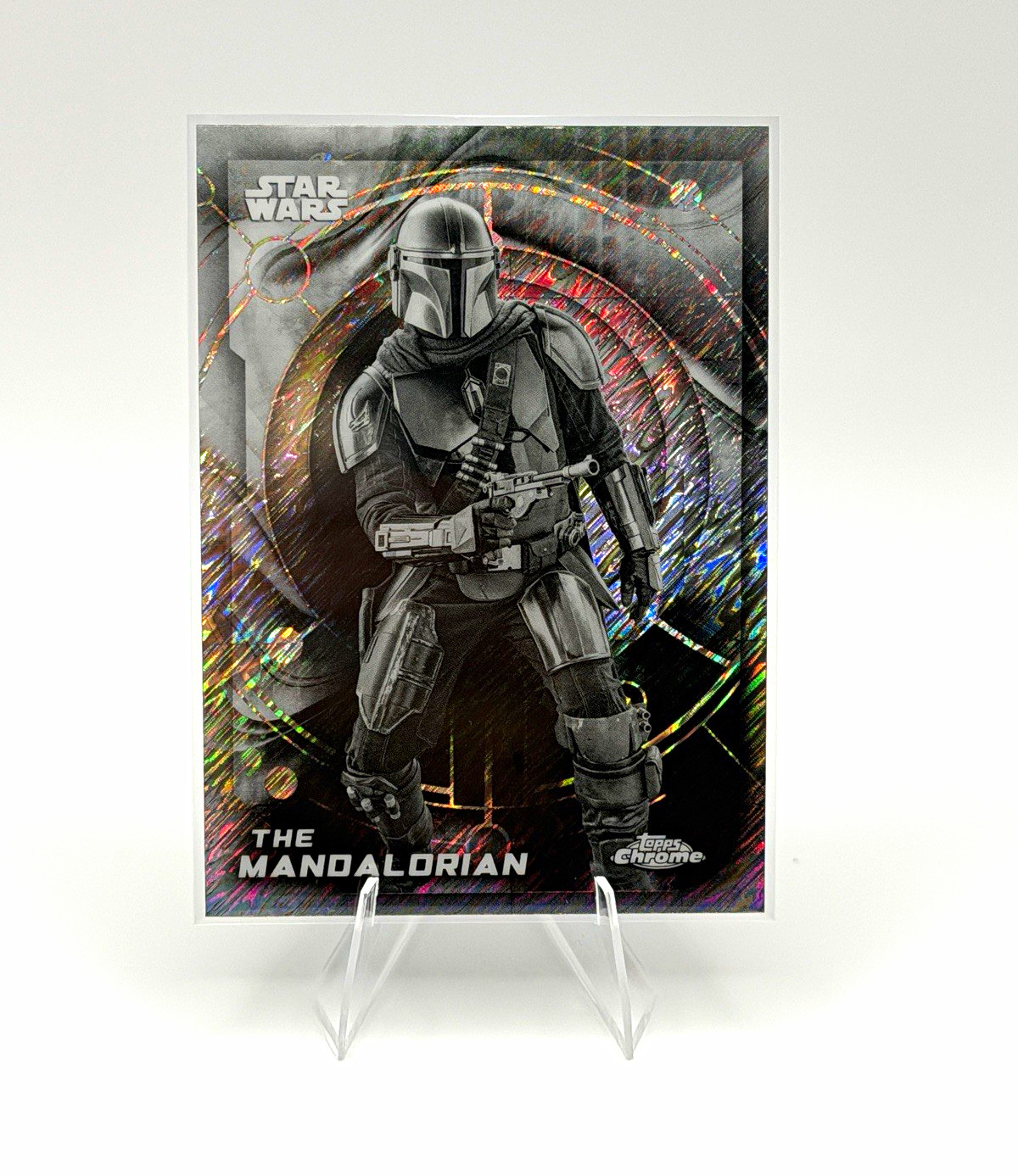 2026 Topps Chrome Star Wars – The Mandalorian #47 – Black & White Shimmer