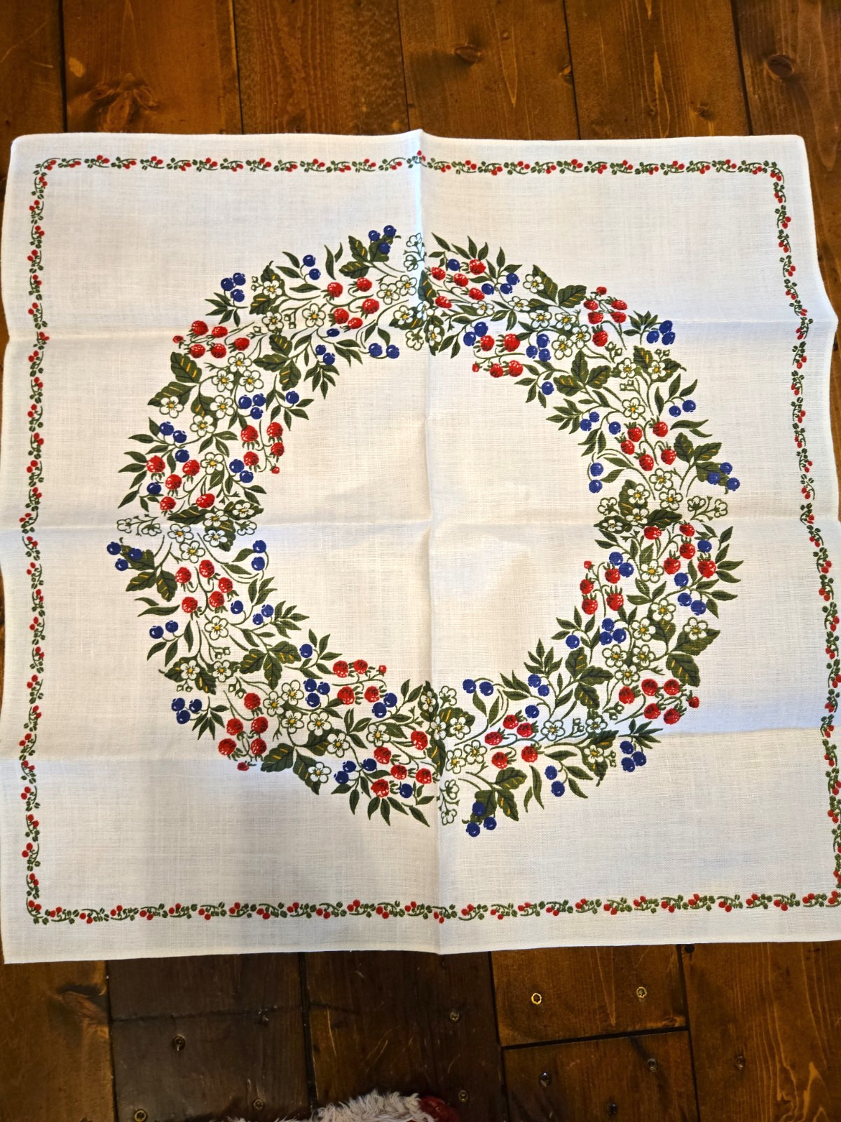 Vintage Swedish Linen Tablecloth Square Floral Froso Handtryck Sweden 24\