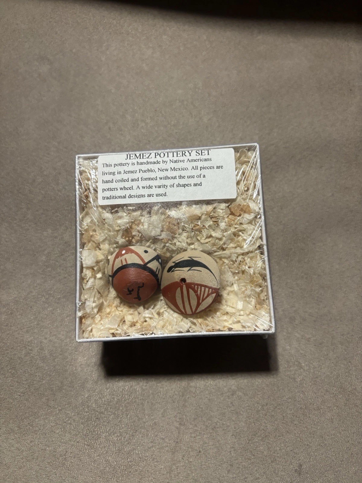 Vintage Set of (2) Miniature Native American Jemez Pueblo Pottery Set