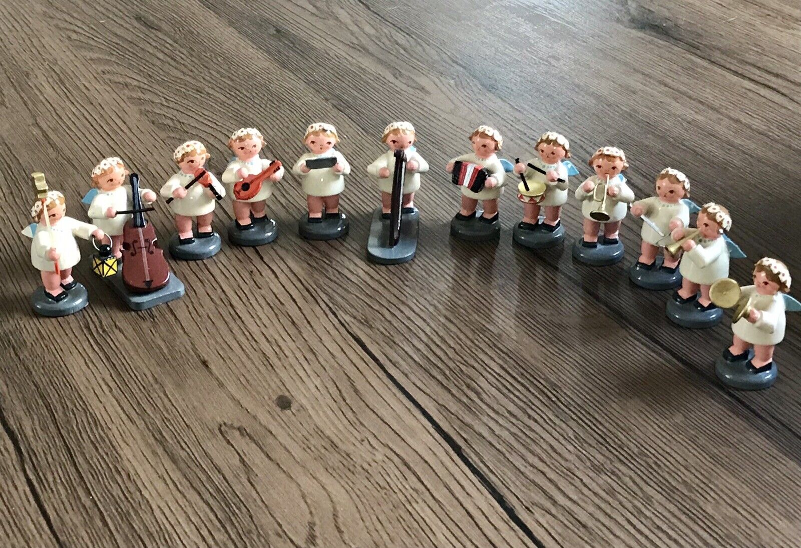 Vintage 12 Piece Erzgebirge Germany Miniature Wood Angel Band Choir