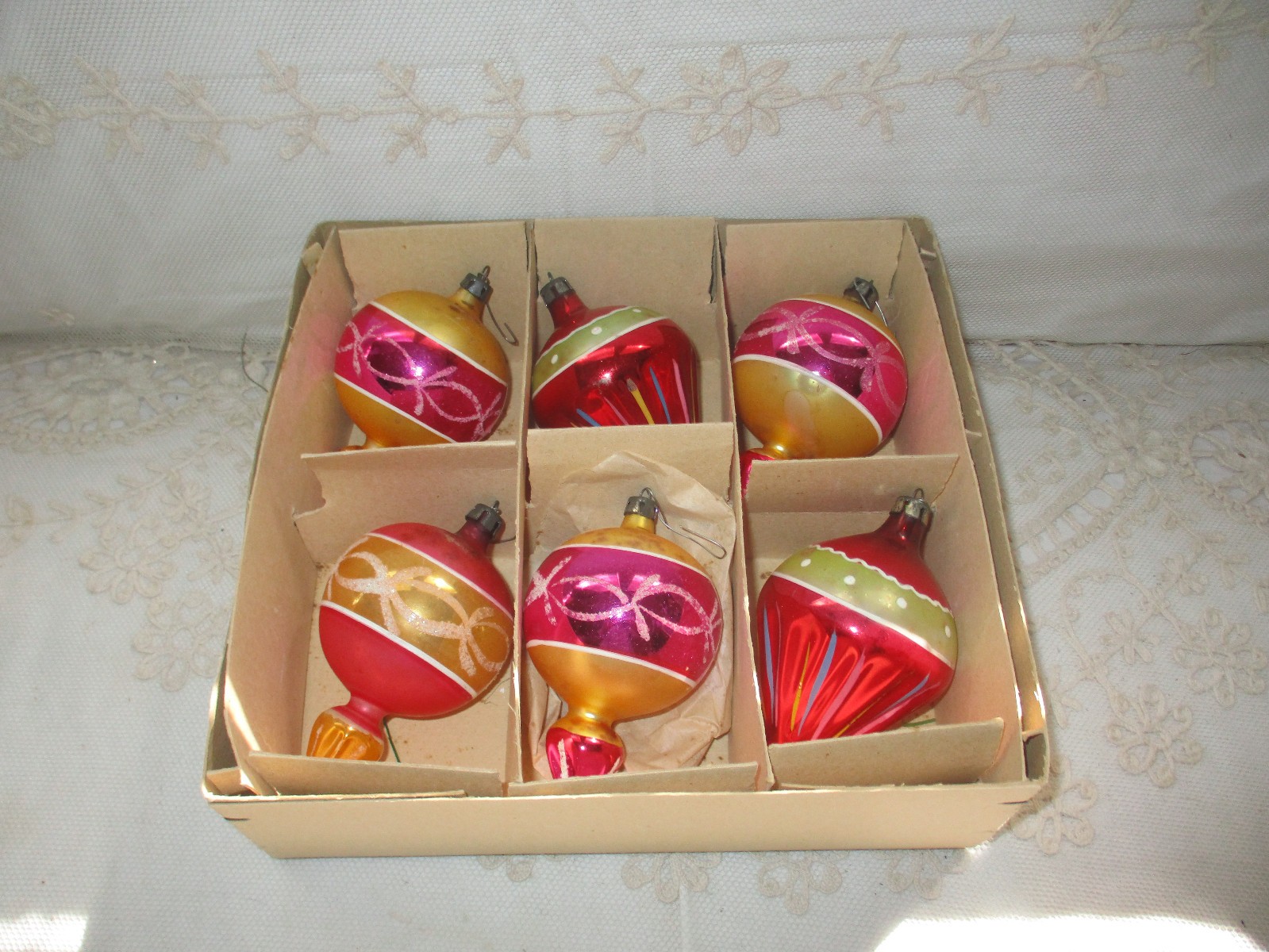 Six Vintage JUMBO 4.5” & 4.75