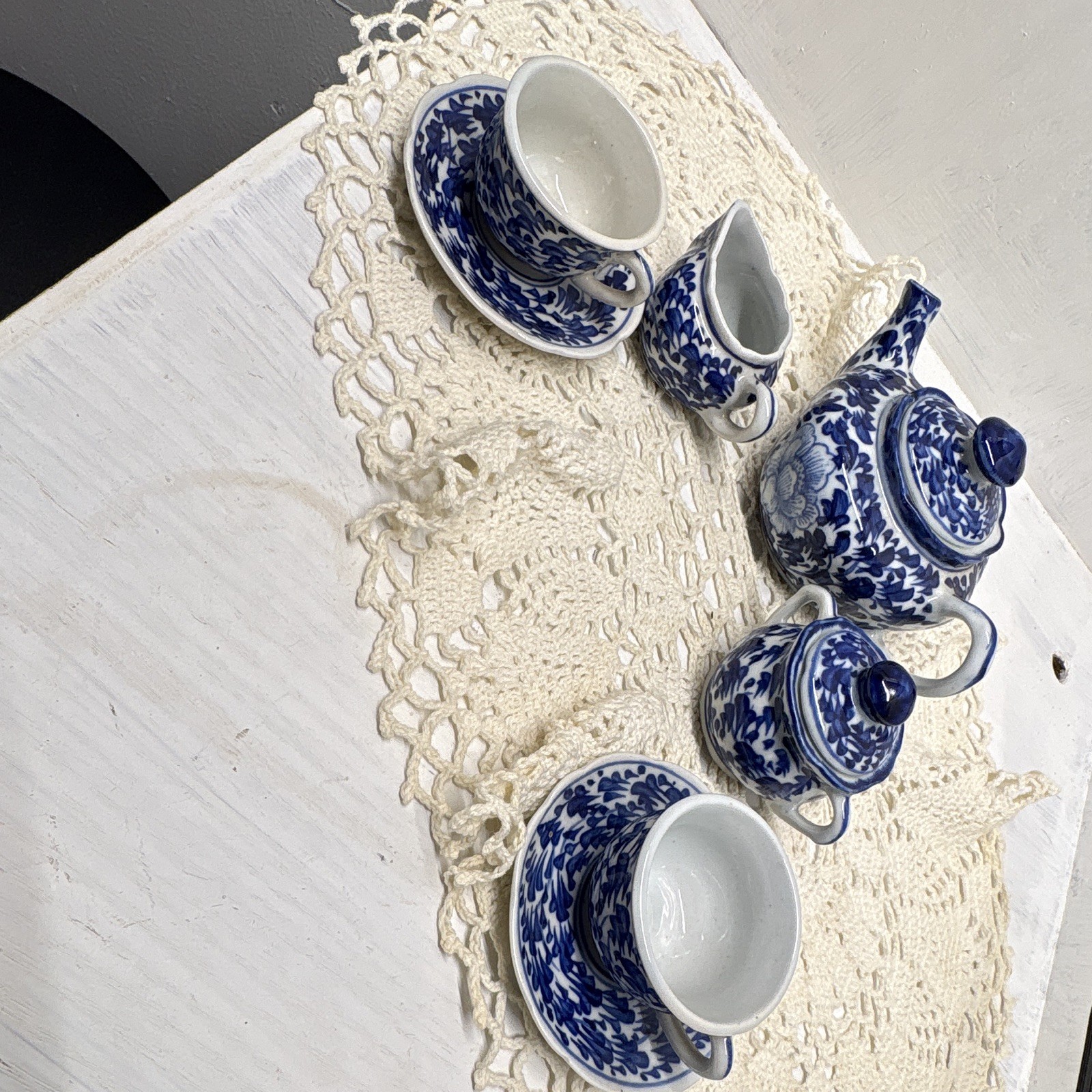 Vintage Mini Blue and White Chintz Porcelain Tea Set Teapot Cups Chinoiserie