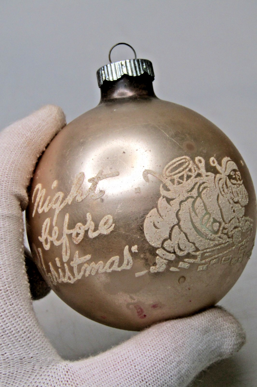 VTG Glass Stencil Pictured NIGHT BEFORE Christmas SANTA DELIVERY BALL Ornament