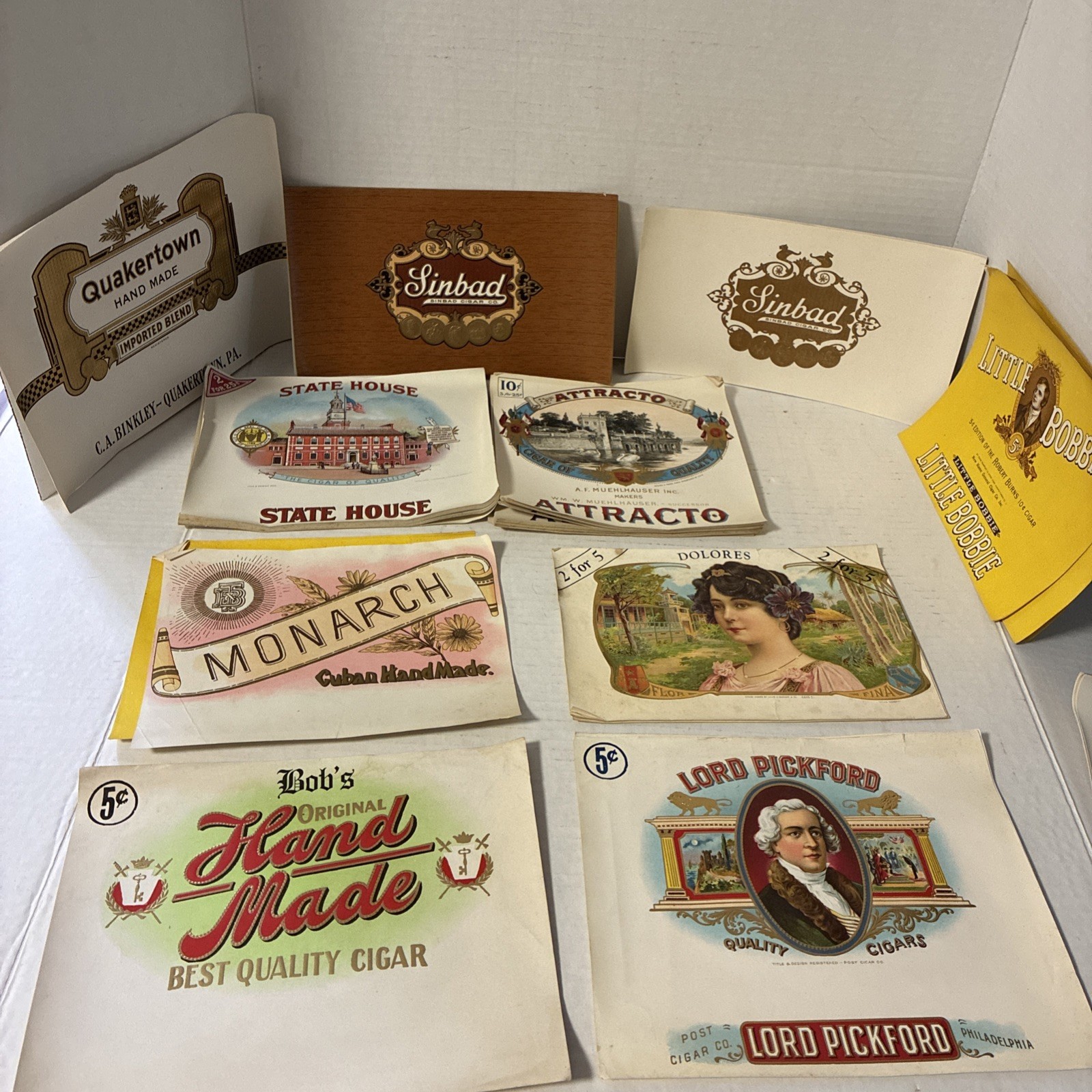 Large Lot Of Cigar Box Labels Apox. 100 Labels 12 Different Brands