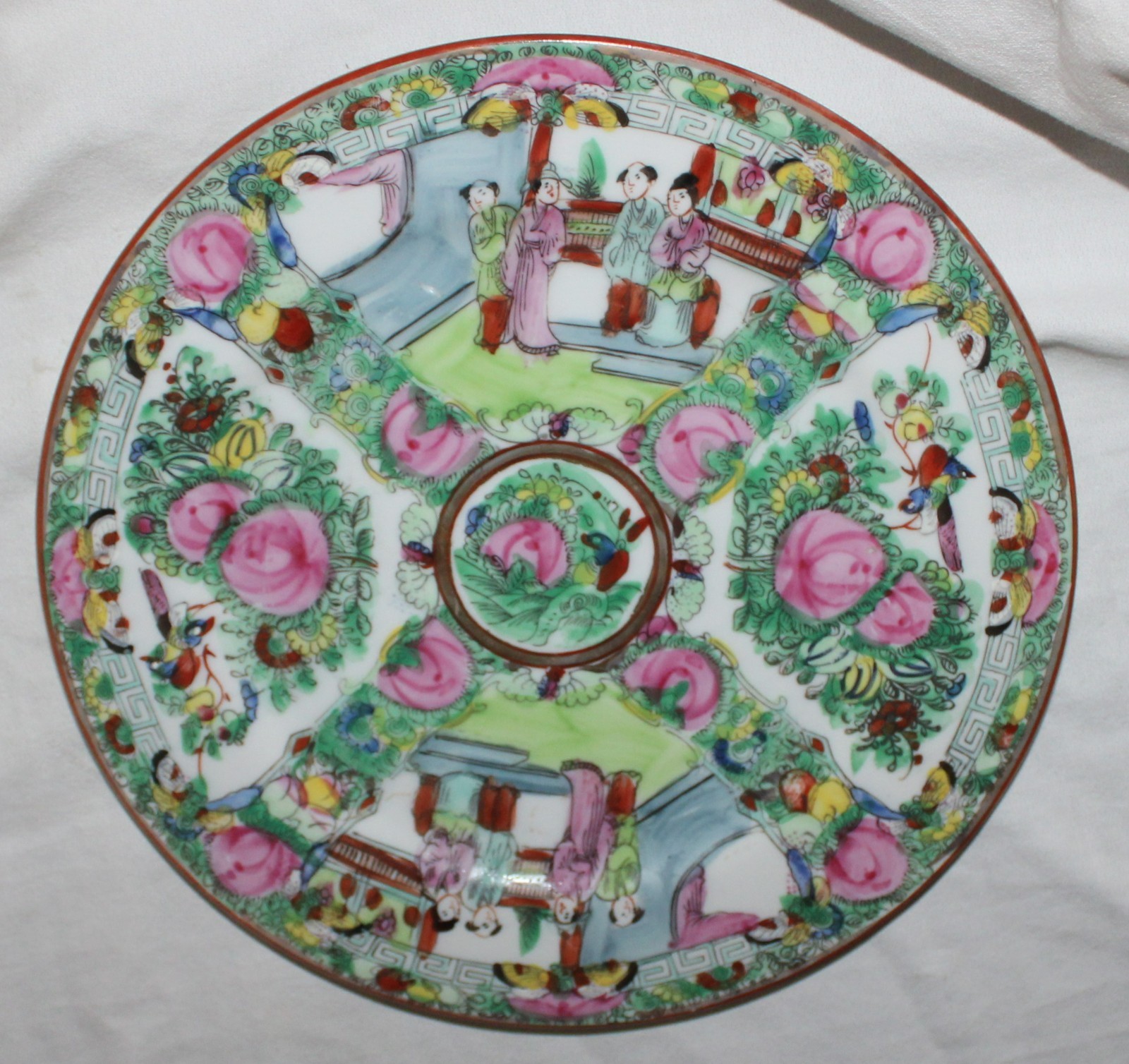 10-Inch Vintage ACF Rose Medallion Famille Rose Plate Japan / Hong Kong (1970\'s)