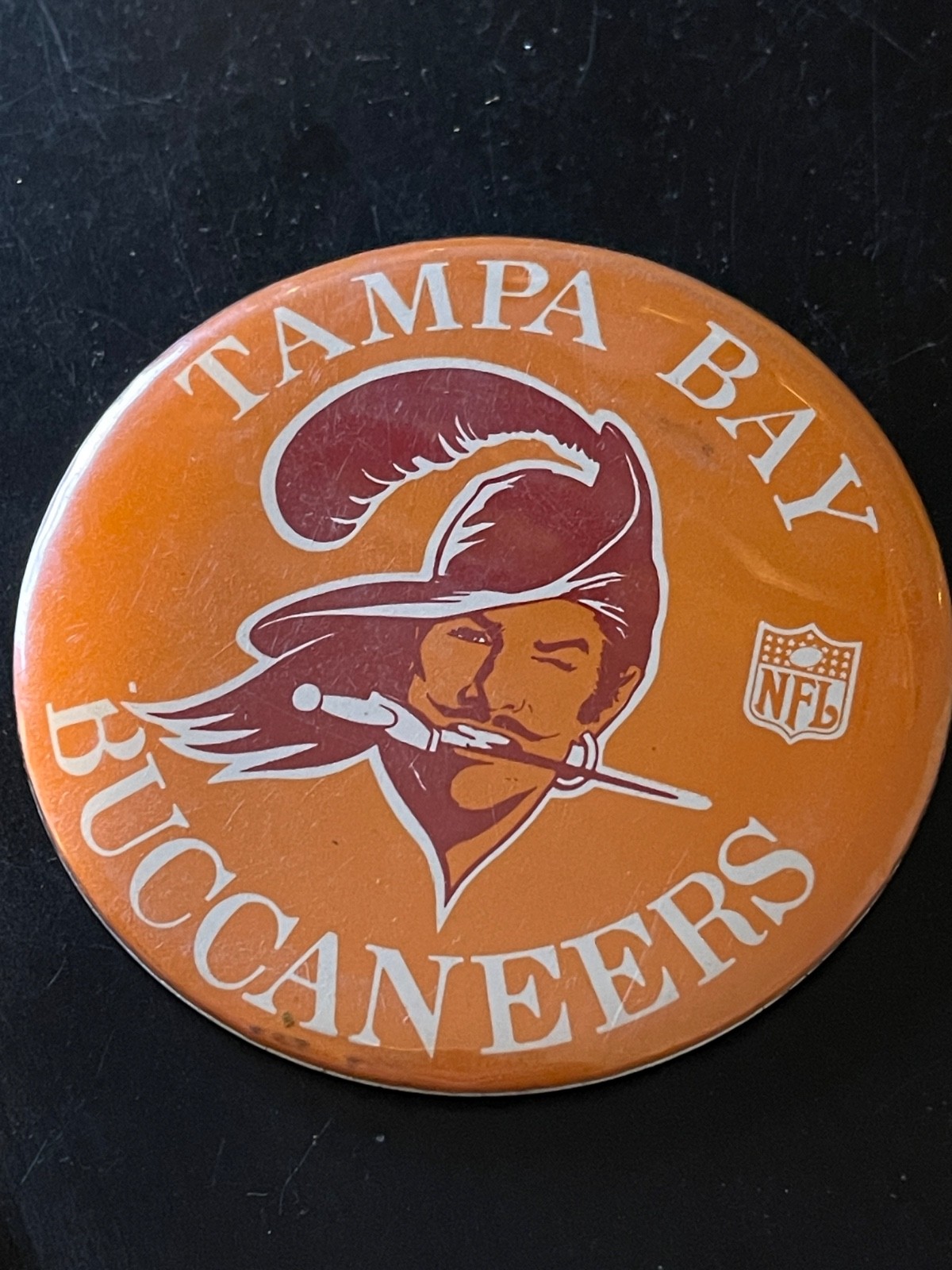 Vintage NFL football team Tampa Bay Buccaneers  pin back button.