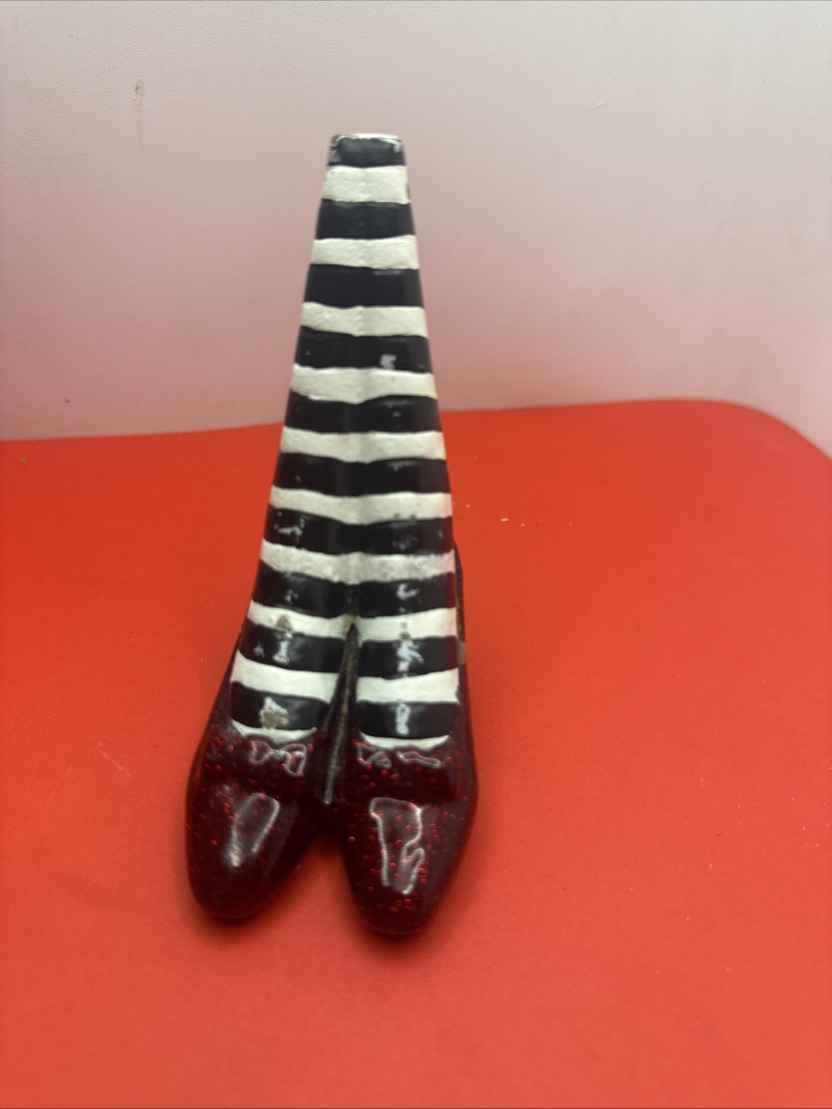 Doorstop Wizard of Oz Wicked Witch Legs Paperweight Westland Ruby Slippers