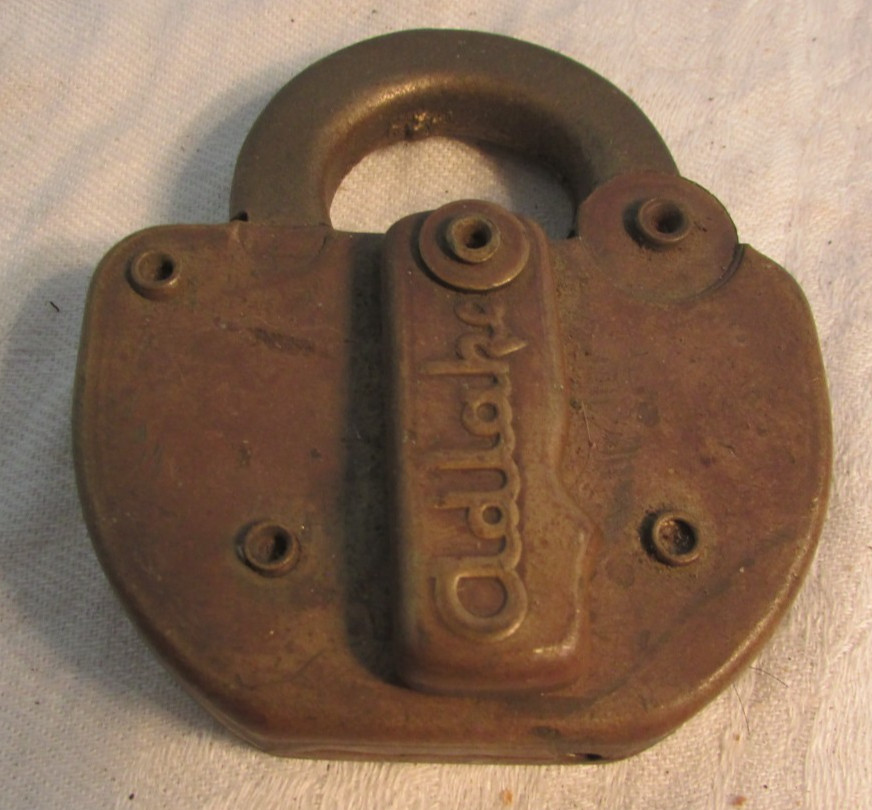 VINTAGE  SOLID 3