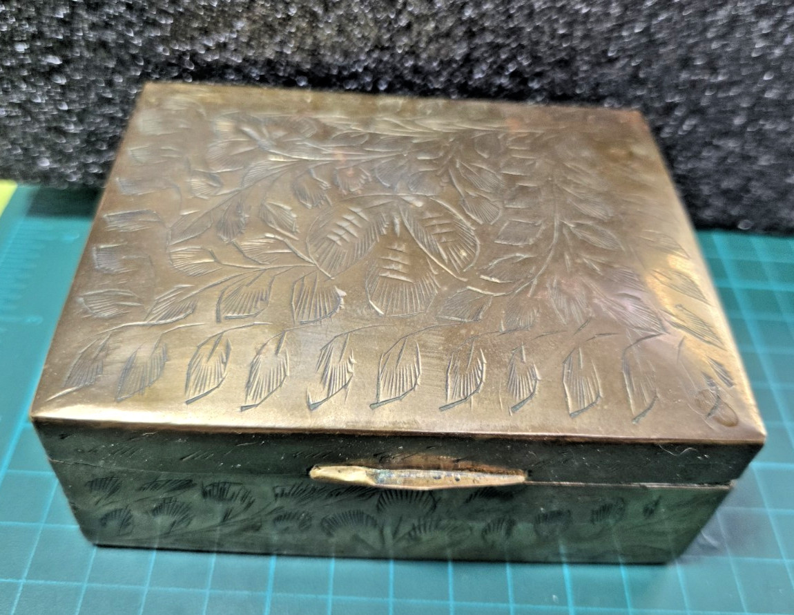Vtg Leaf & Flower  Design Etched Brass Handmade Wood Lined Trinket Jewelry Box