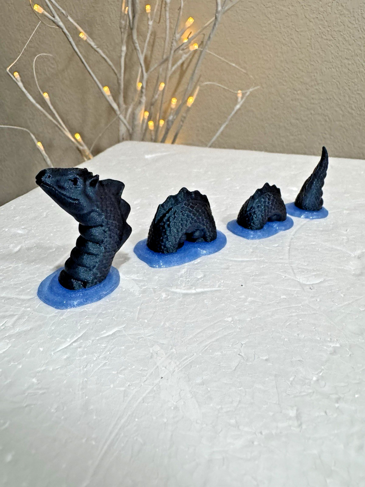 SMALL - LOCH NESS MONSTER \