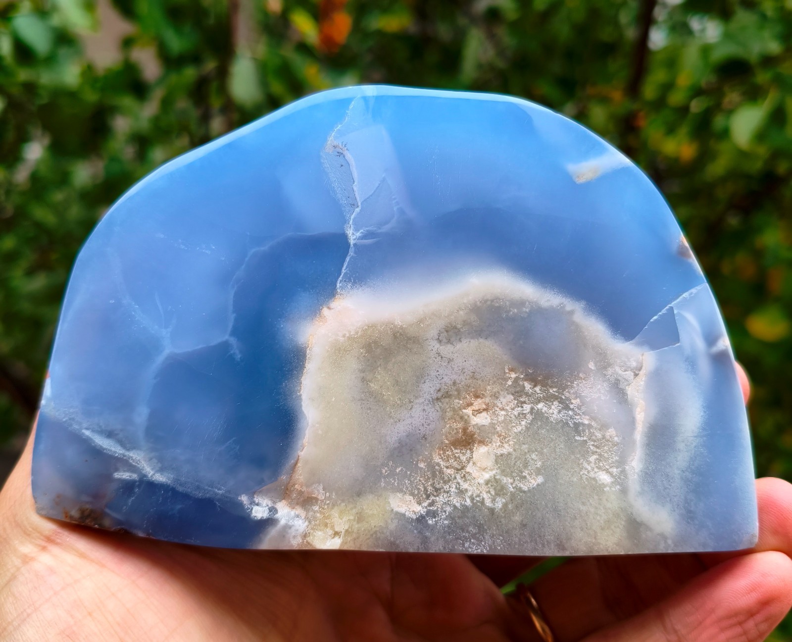 1 Lb 11.18 Oz Mirror Polished Blue Chalcedony