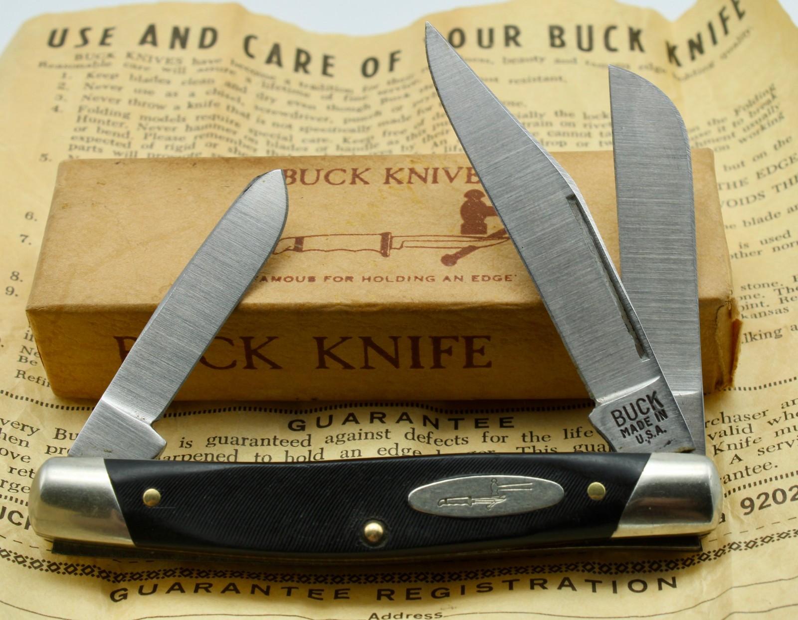 Scarce 1966-1968 Early BUCK MADE IN USA 303 CADET Stock Knife Made by Schrade