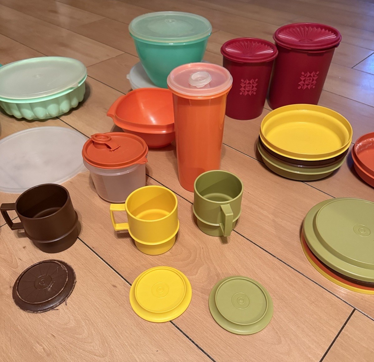 Vintage Vintage Vintage 1970’s Tupperware Lot See Photos For Condition / Itiems 