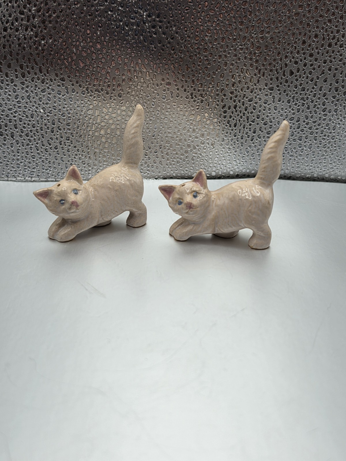 Rosemeade Pottery Miniature White Kitten Figurines ~ RARE