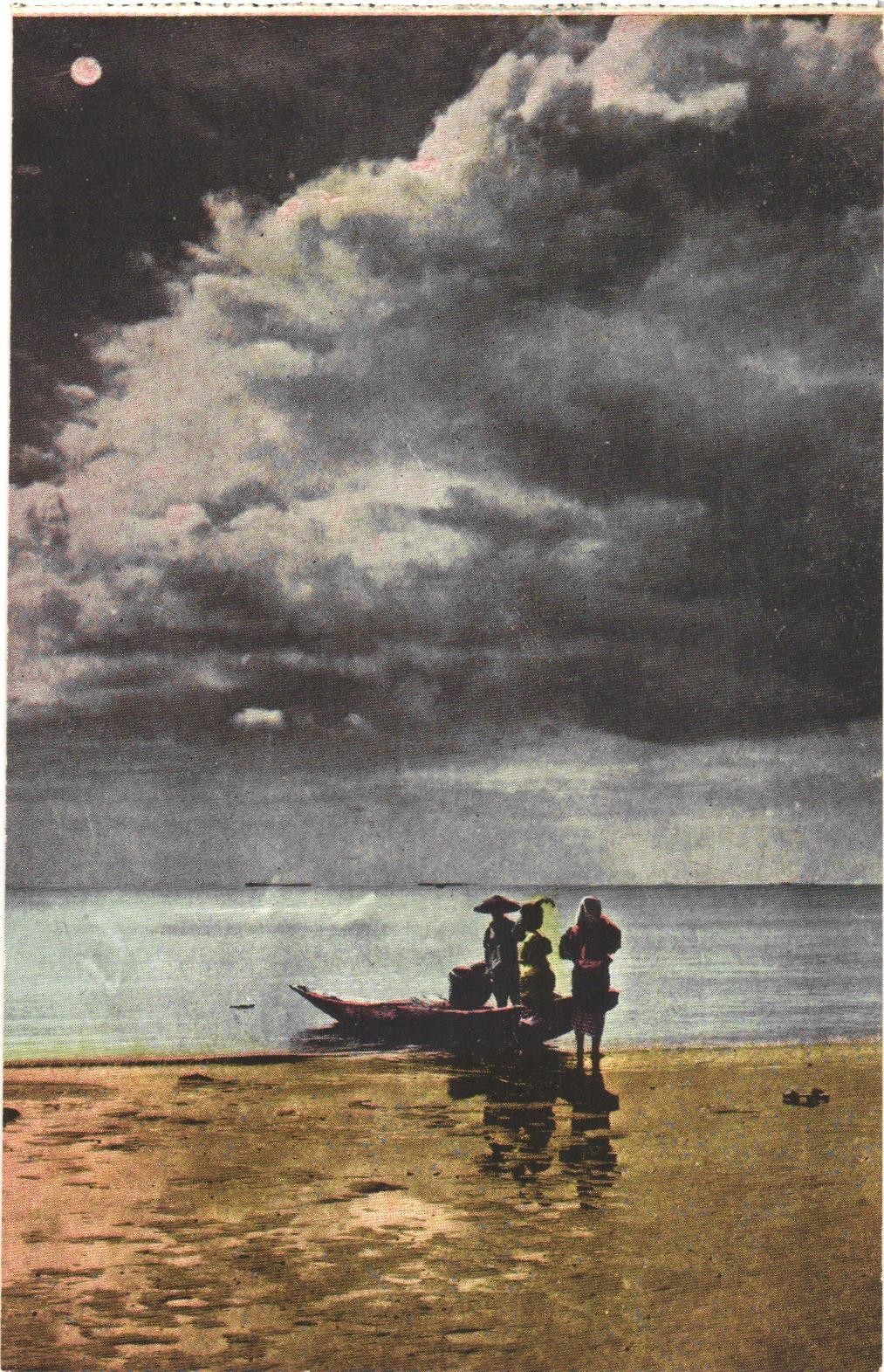 Manila Philippines Beach Scene Moonlight Boat Divided Back Postcard c1910 Unused