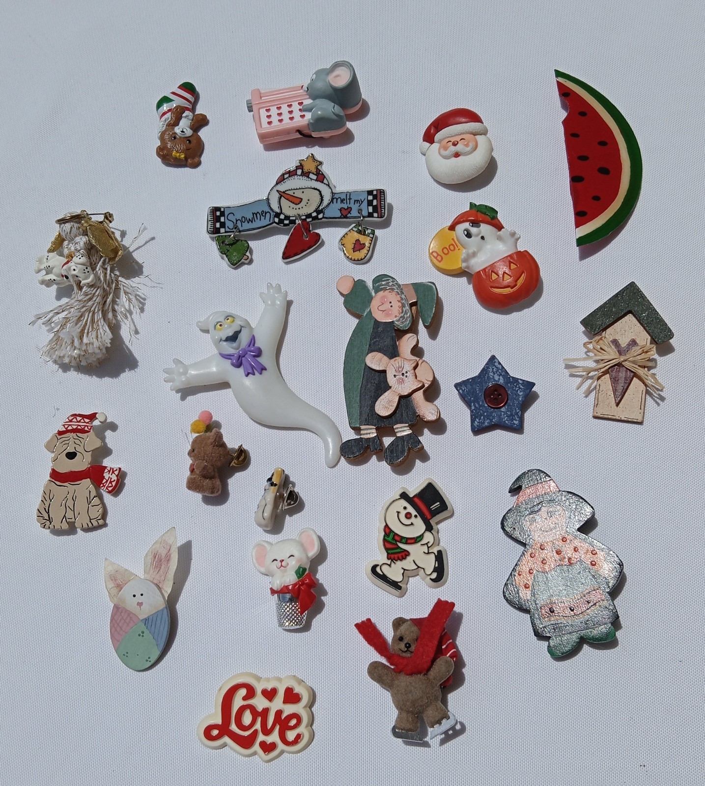 Vintage Mixed  Brooches Pin lot