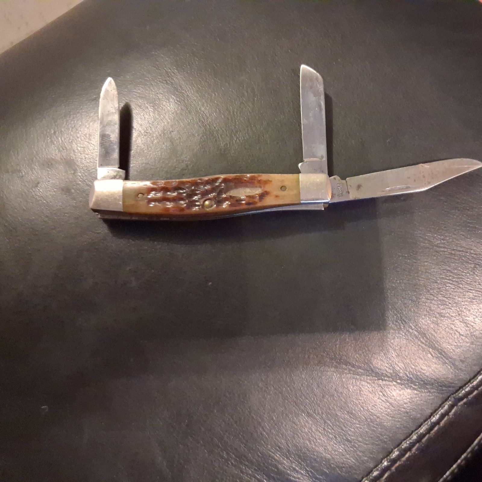 2001 Case XX 63032 CV USA Stockman Jigged Bone Handle Folding Pocket Knife