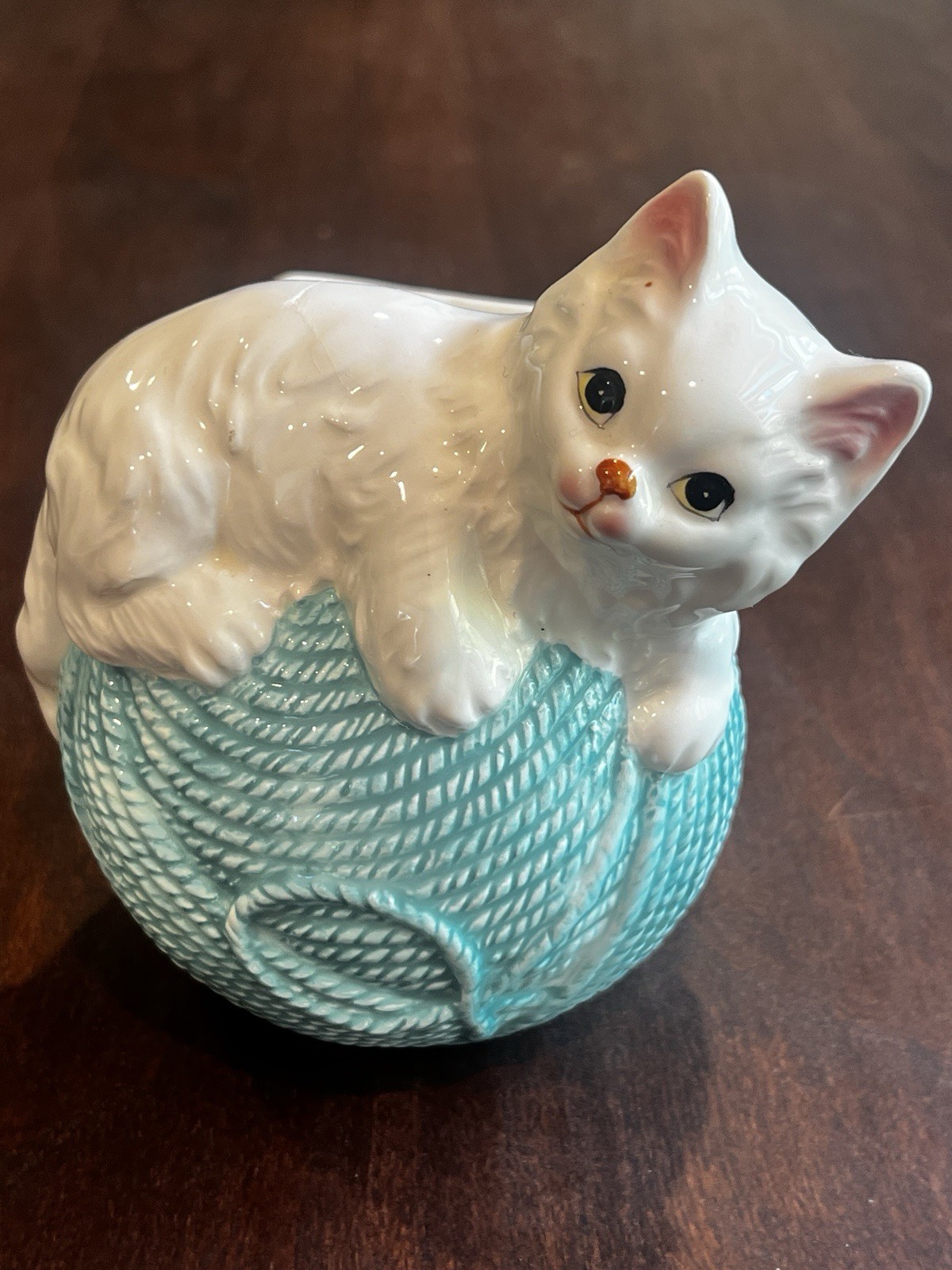 Mid-Century Napco Japan C-2980 White Kitten on Ball of Yarn Ceramic Planter