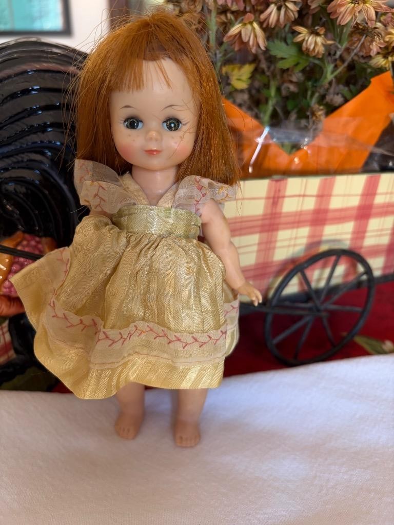 1950\'s Vintage Madame Alexander Maggie Mix Up Doll BKW Arms & Legs A Bit Loose