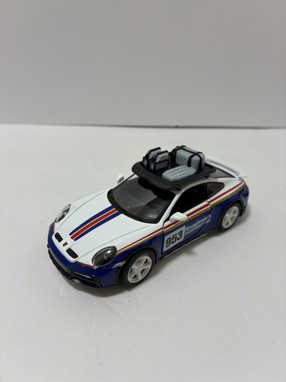 Kinsmart 1:36 Pullback 911 Dakar Rallye Package Sports Model Diecast Metal Car Kinsmart 1:36 Pullback 911 Dakar Rallye Package Sports Model Diecast Metal Car