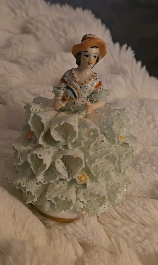 1978 MZ Irish Dresden Lydia Light Mint White Lace Porcelain Figurine Mint