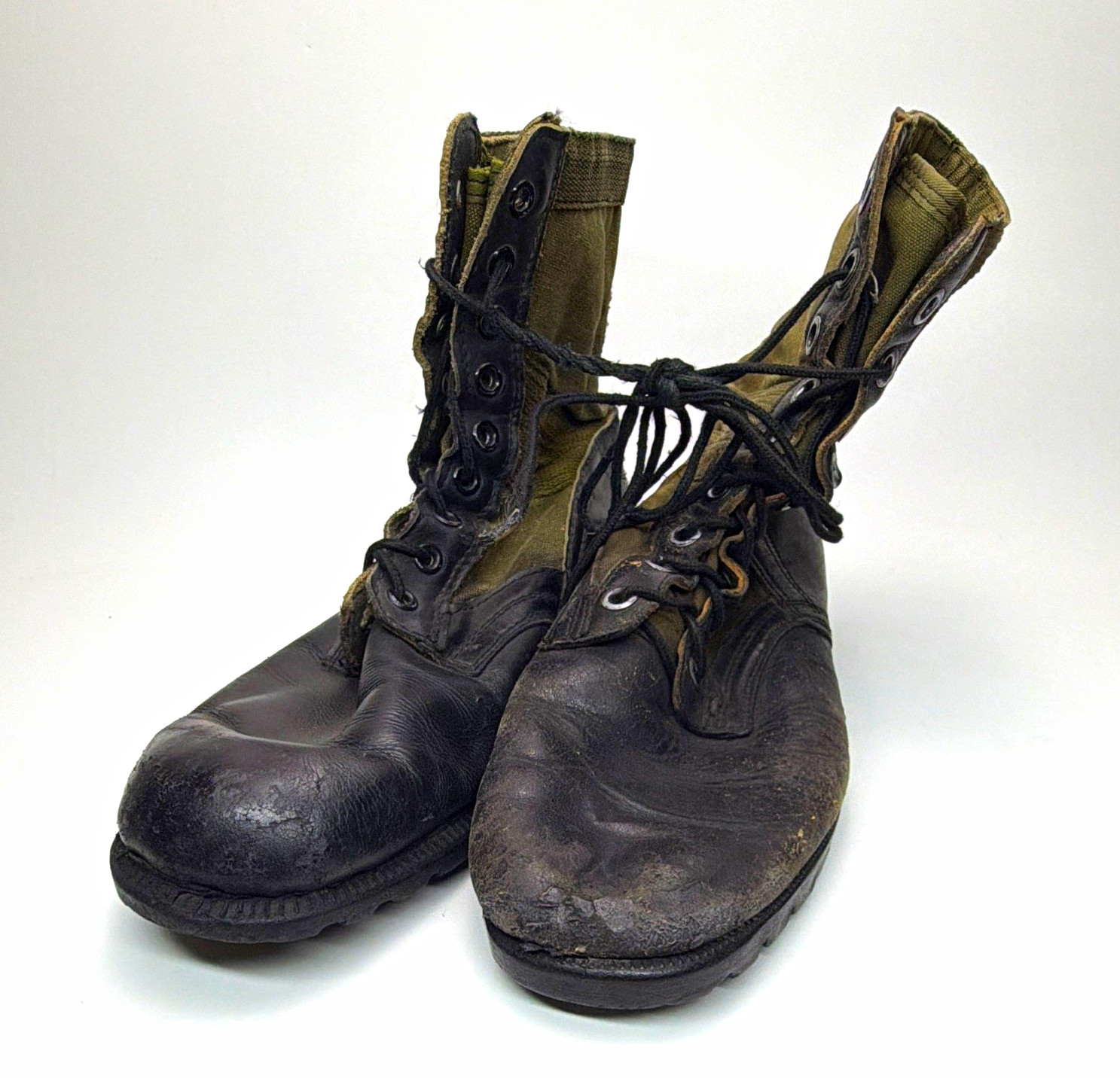 Military Combat Boots Black Leather & Olive Fabric Lace-Up Size 9 wide Military Combat Boots Black Leather & Olive Fabric Lace-Up Size 9 wide