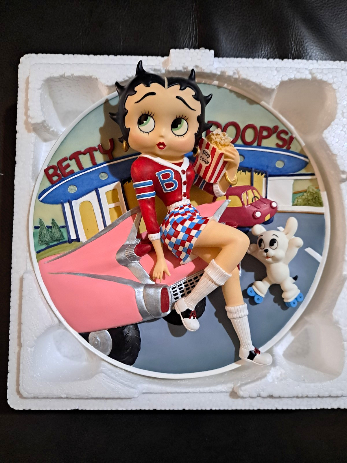 The Danbury Mint Betty Boop At the Drive-In 3D Sculptural Porcelain Plate C6095