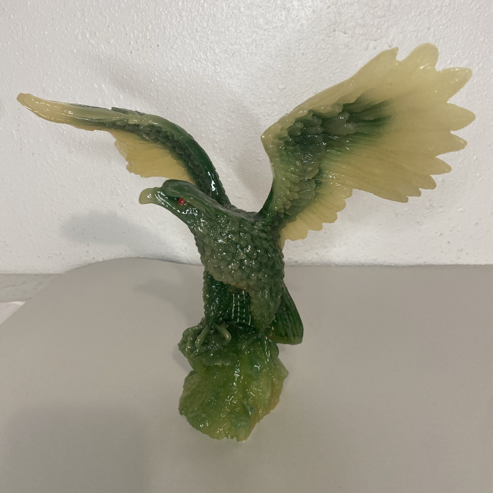 Very Elegant Resin Eagle Main Colors White And Green total height 8’& width 11