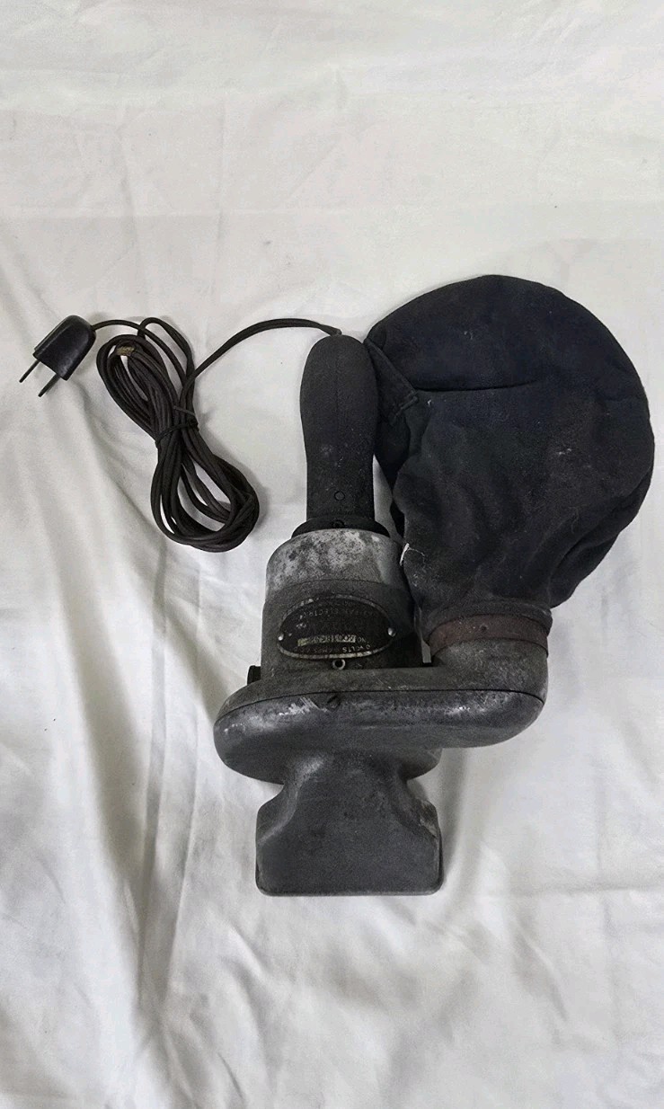Antique 1920's Vintage Handy Vac Day-Fan Electric Co Hand Vacuum Cleaner Metal 