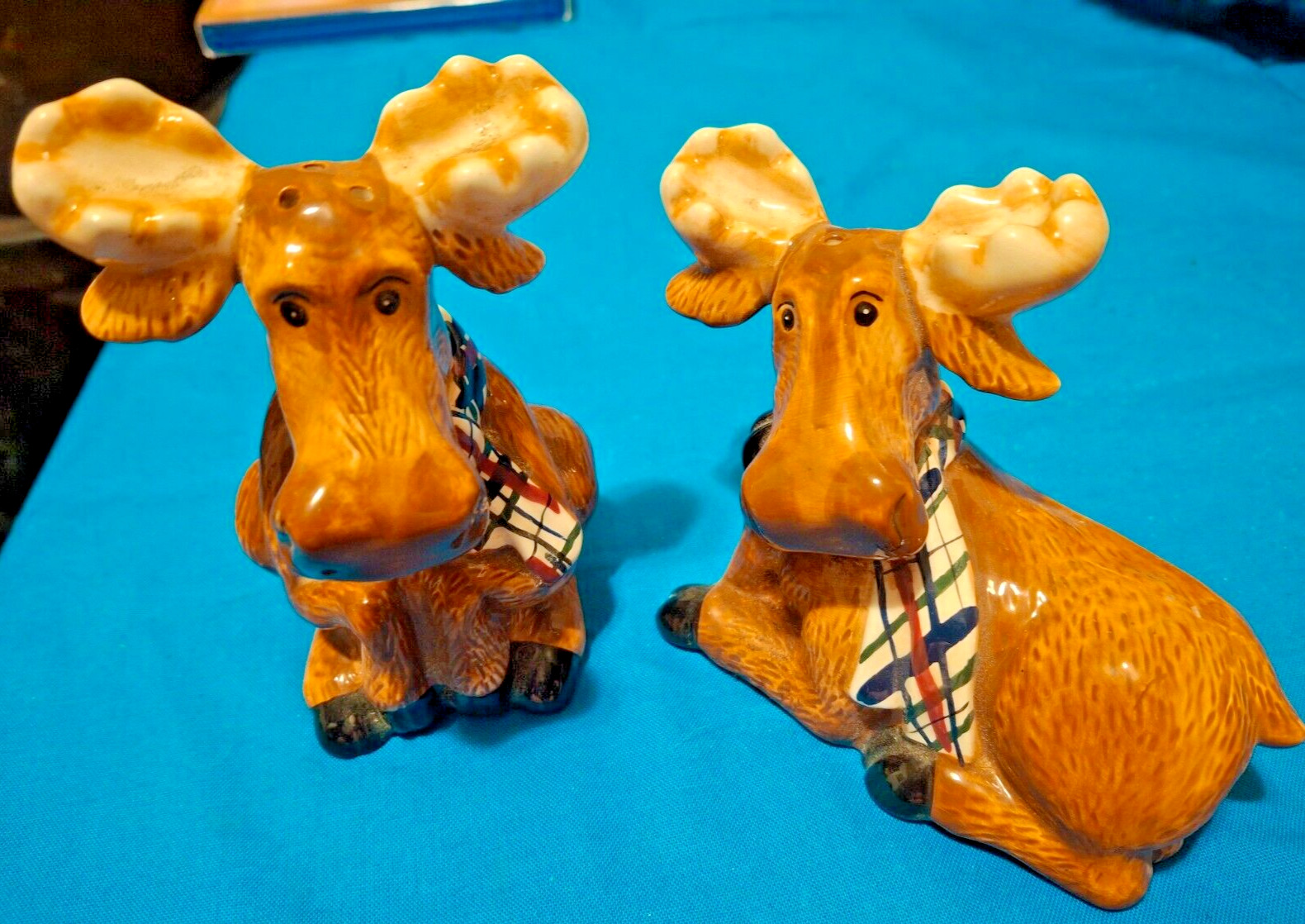 Vintage Rocky Mountain Ceramic Moose Salt and Pepper Shakers Animals Wildlife