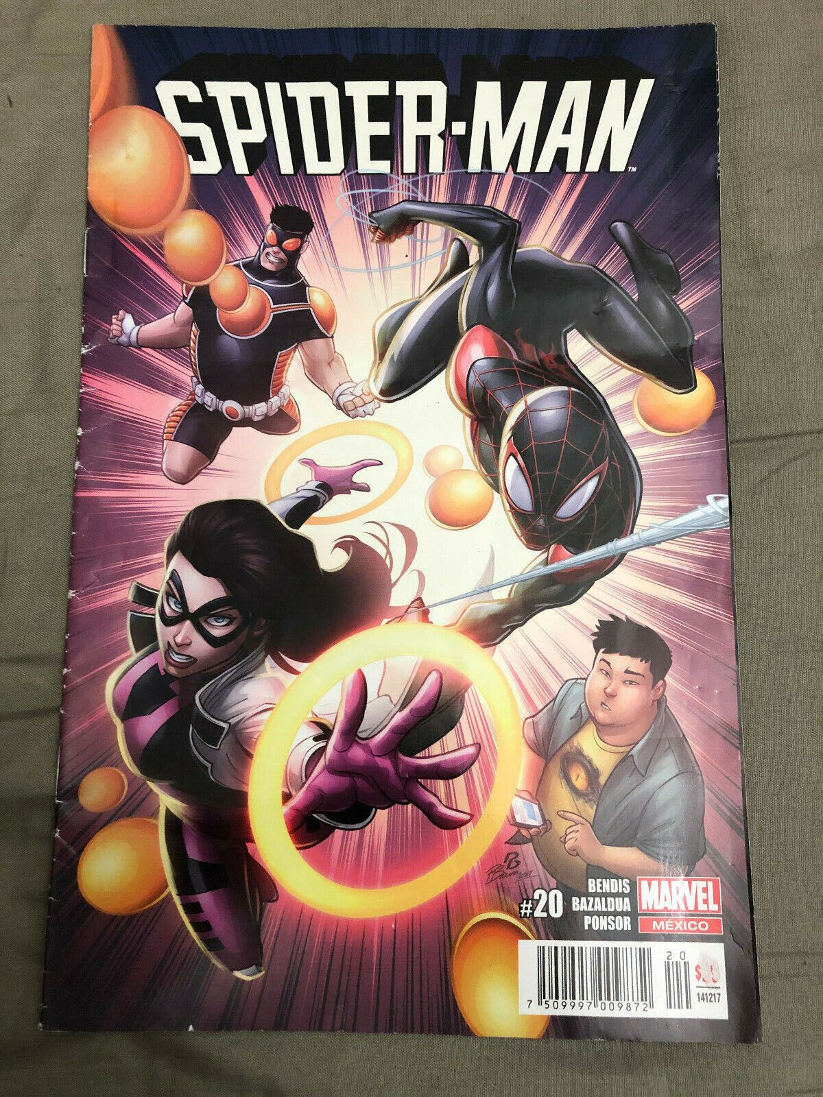 Spiderman Spanish Mexican Comic #20 2017 Extremely Rare Very Fine