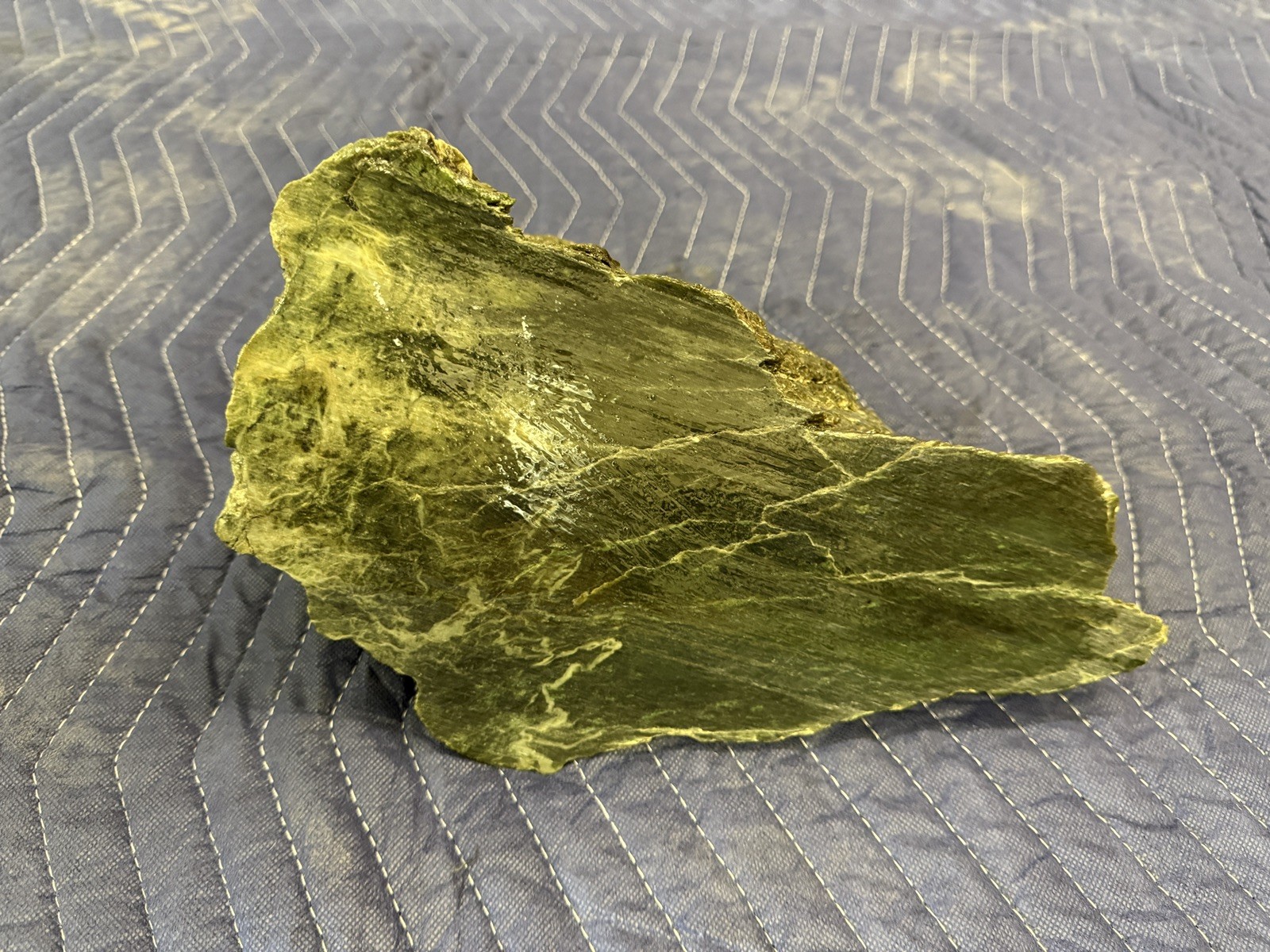 Cassiar Mountain British Columbia Jade (translucent) ***Free Shipping Cassiar Mountain British Columbia Jade (translucent) ***Free Shipping