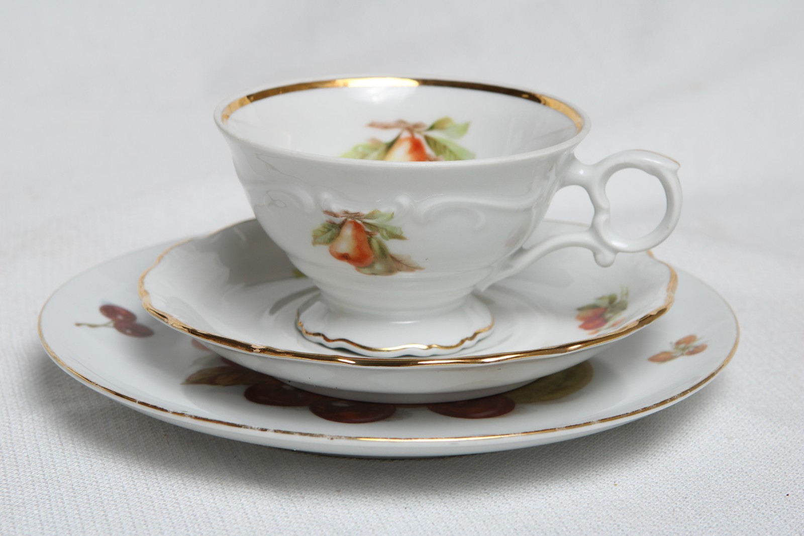 Schumann Auzberg Cup & Saucer No. 77 and Seftman Weiden Plate