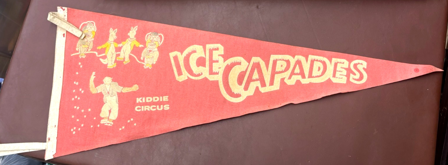 VINTAGE LARGE 1960s ICE CAPADES KIDDIE CIRCUS PENNANT 30\