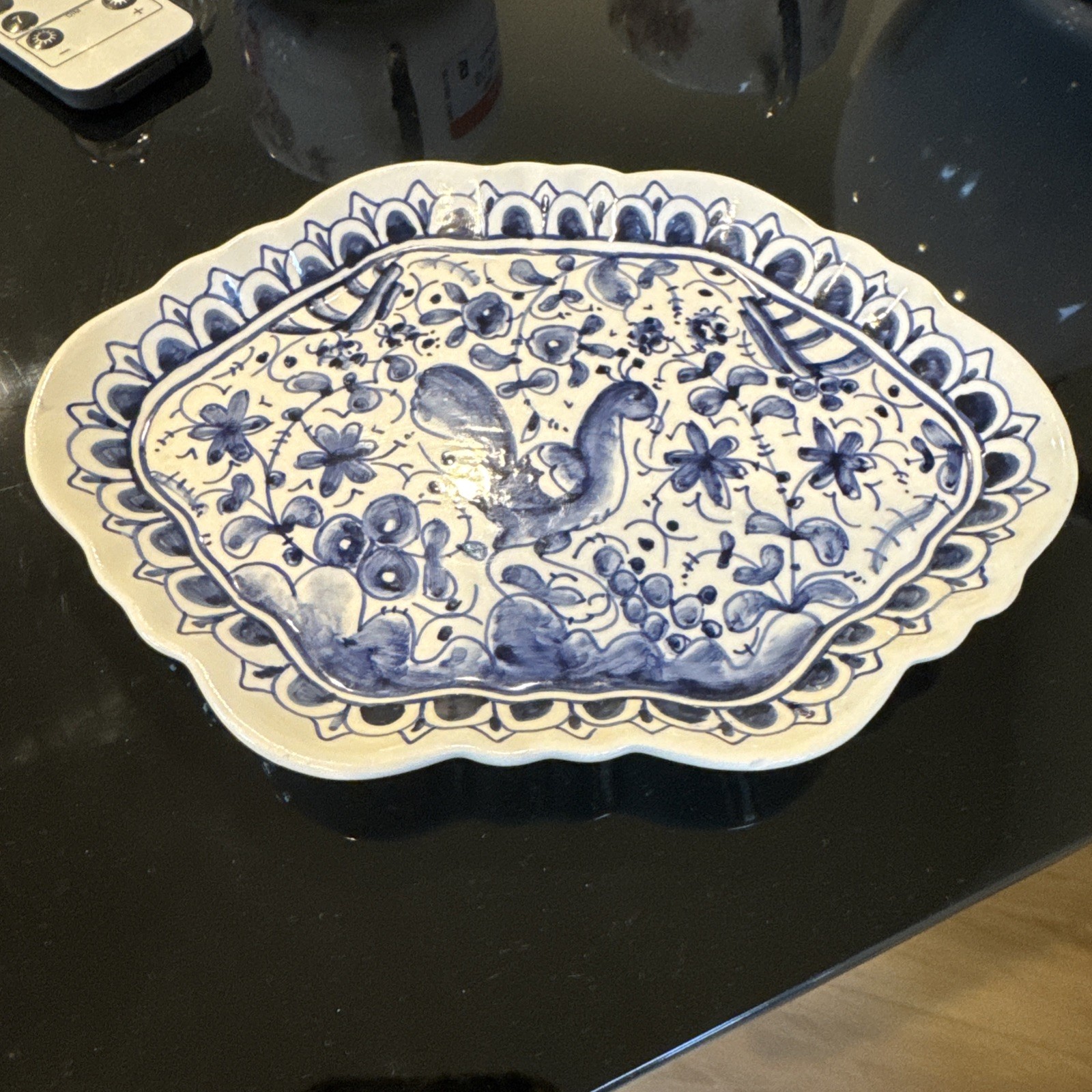 VTG Coimbra Portugal Trinket Dish Hand Painted Arte Ceramica Arcer Sec XVII 90