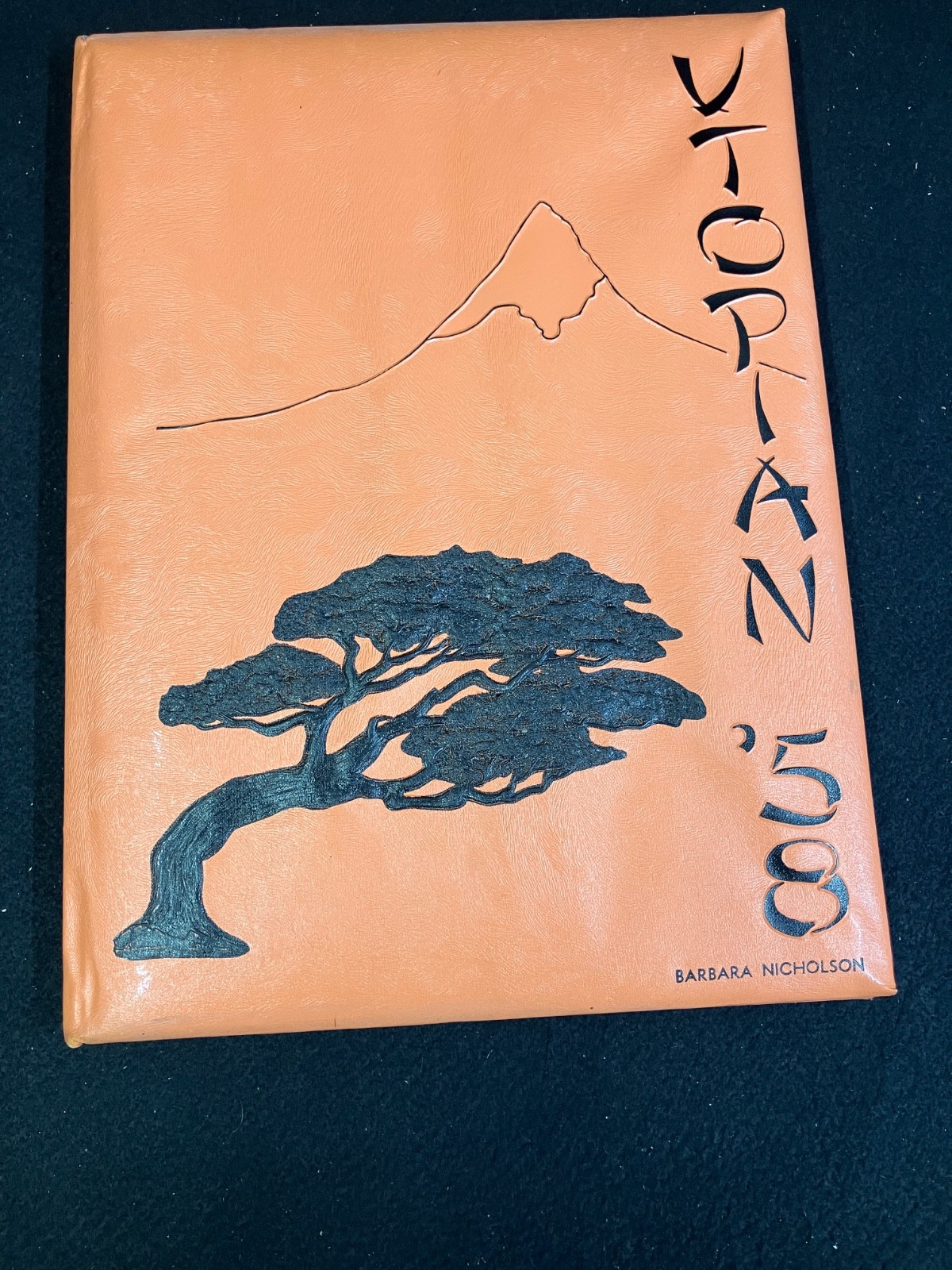 1958 CANOGA PARK HIGH SCHOOL YEARBOOK, UTOPIAN, CANOGA PARK, CALIFORNIA