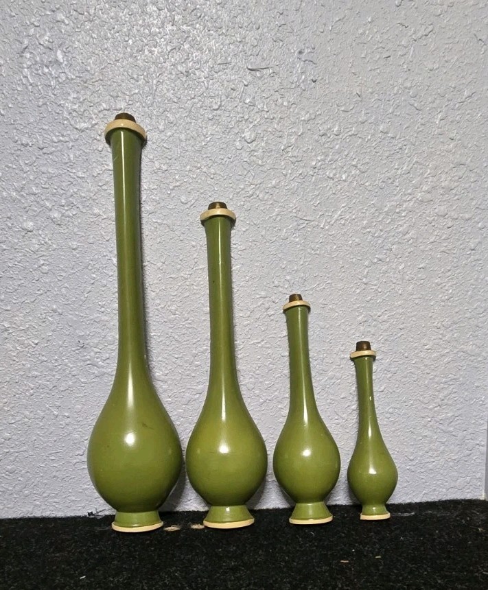 VINTAGE MCM GENIE BOTTLE CHALKWARE Set Of 4 Olive Green WALL ART VINTAGE MCM GENIE BOTTLE CHALKWARE Set Of 4 Olive Green WALL ART
